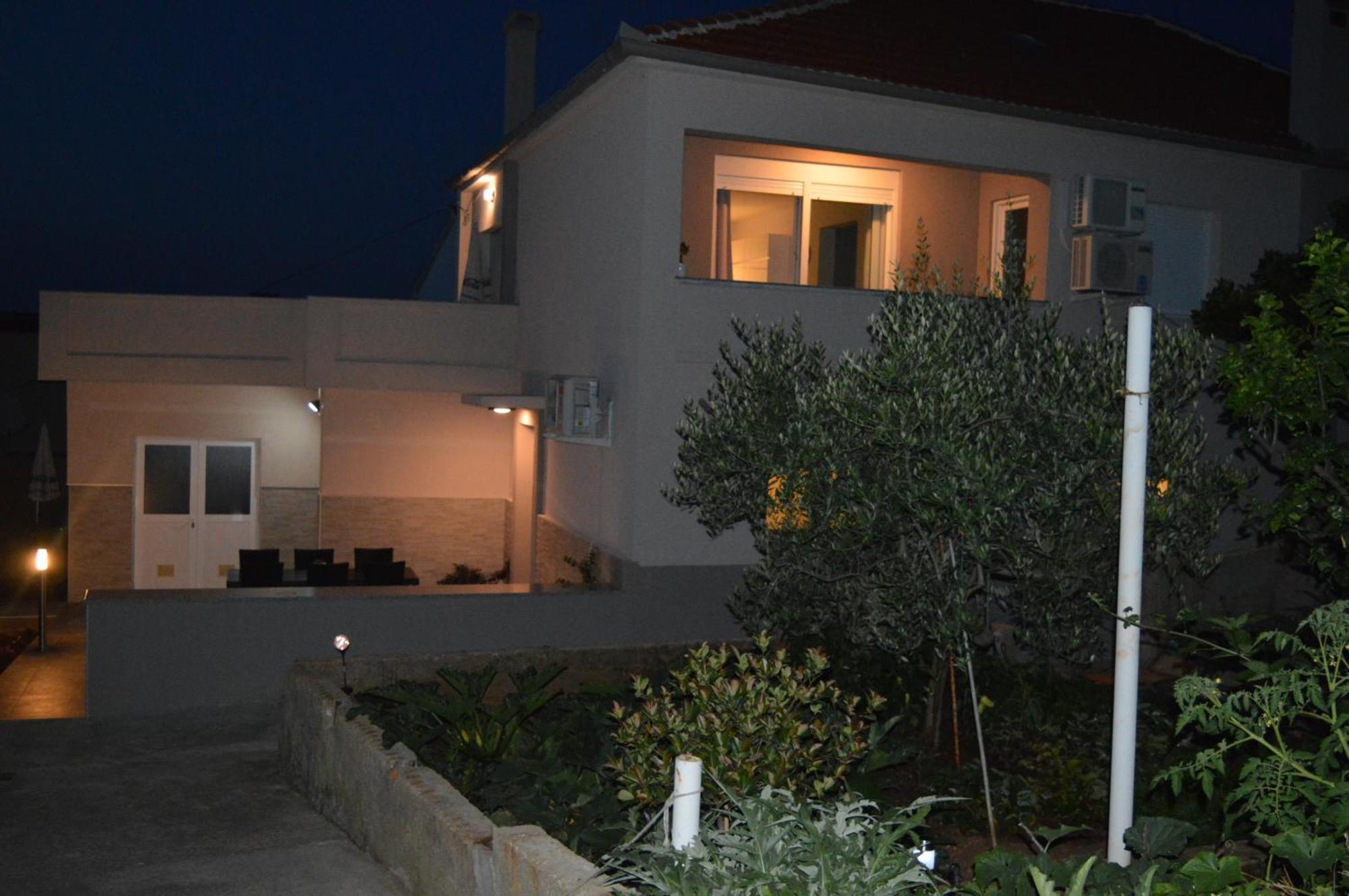 Apartman Talija Kali Buitenkant foto